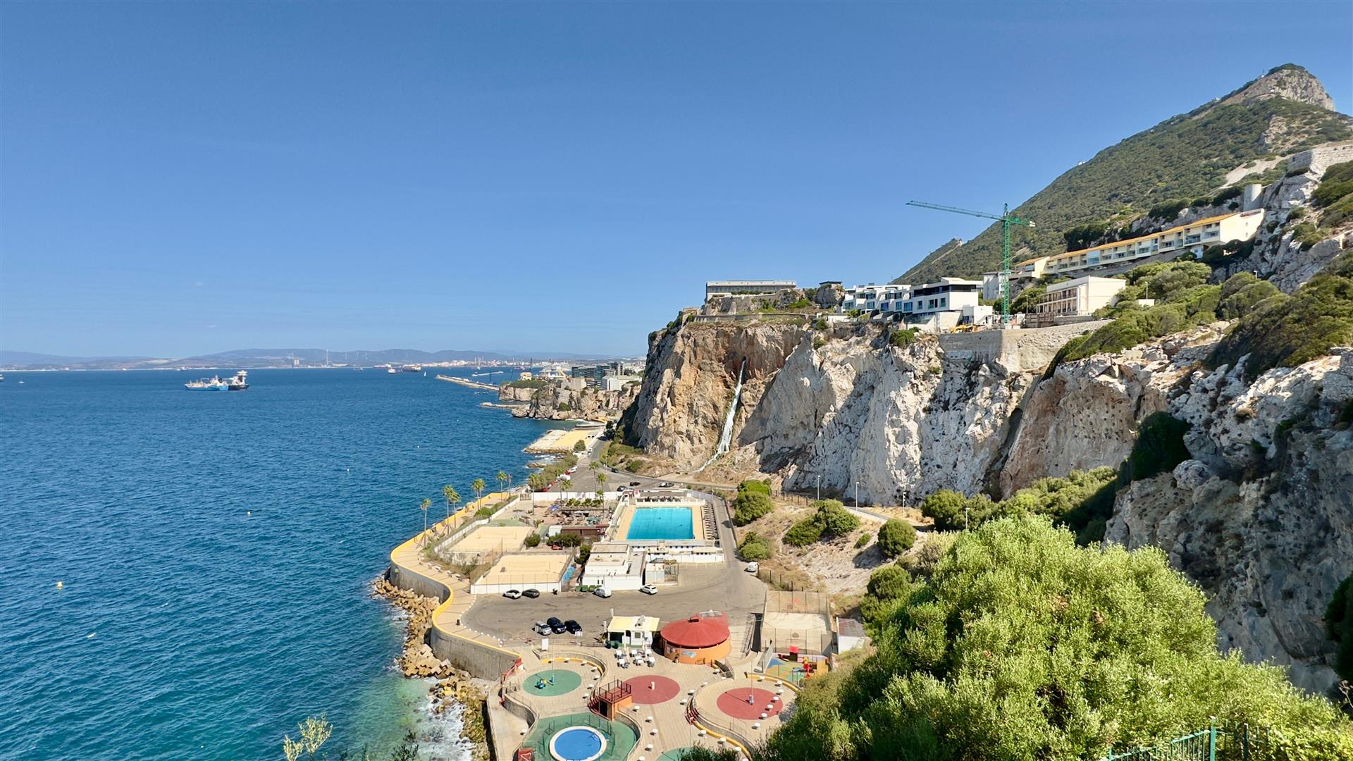 Image of House - 2 Bedrooms - 1 Bathrooms for Sale in South District-Gibraltar, Image 19